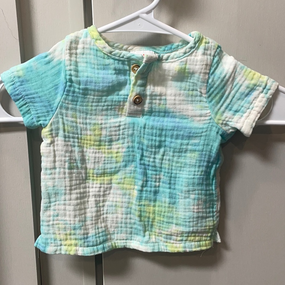 Cat and Jack size 6-9 month top